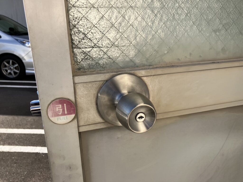 関市ドアノブ修理