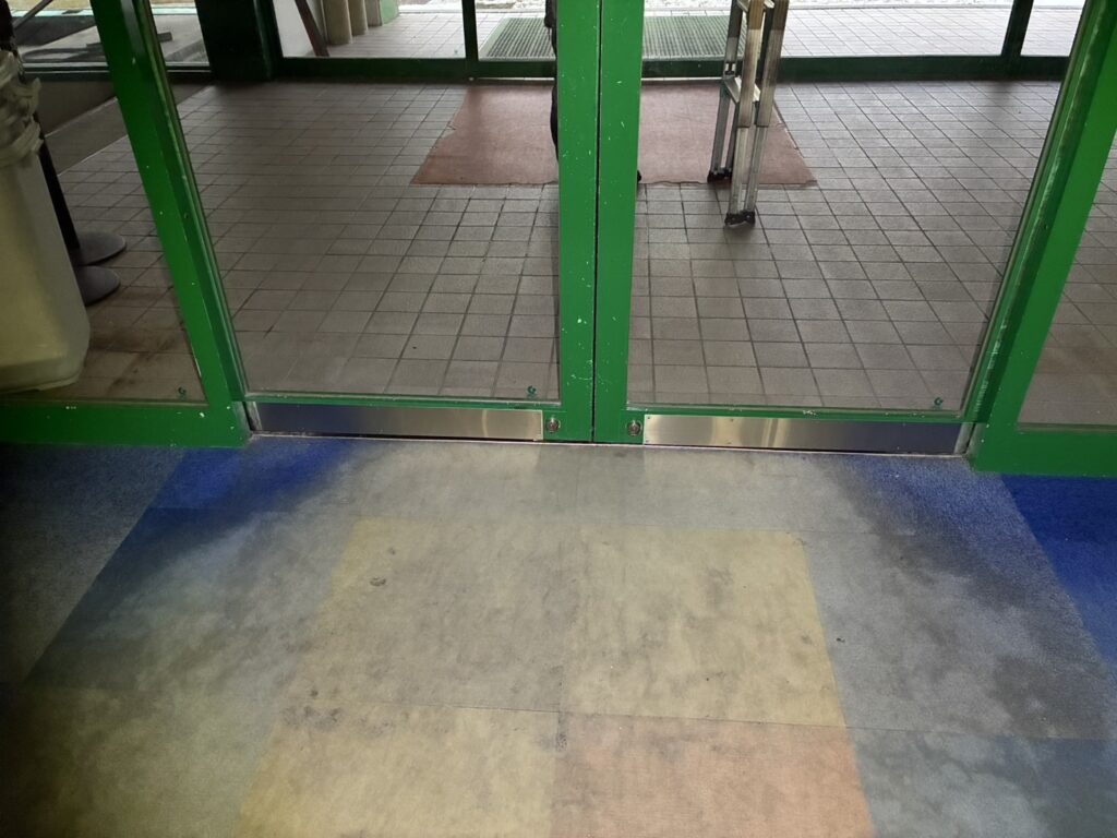 郡上市自動ドア修理