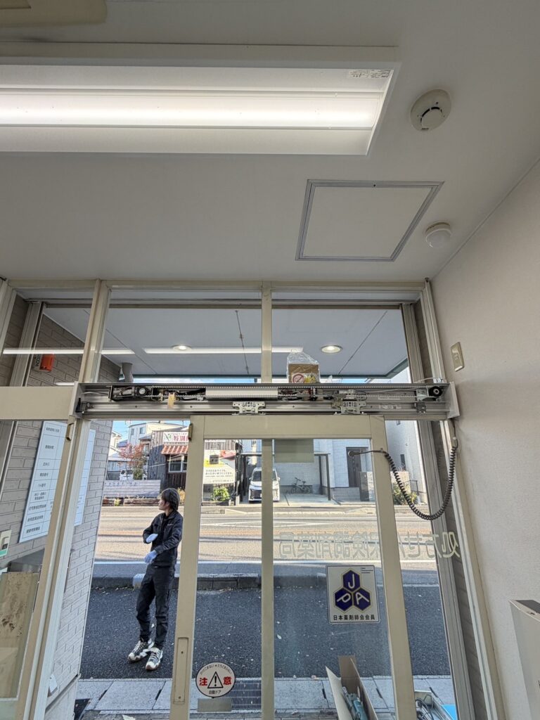 春日井市自動ドア修理