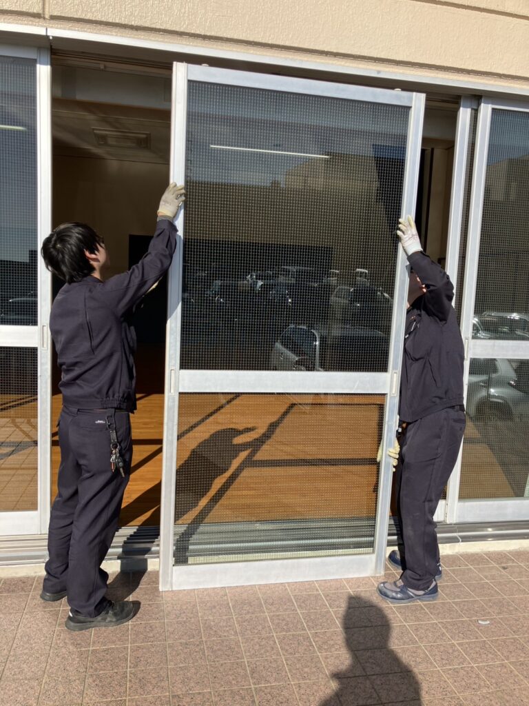 瑞穂市　ガラス交換