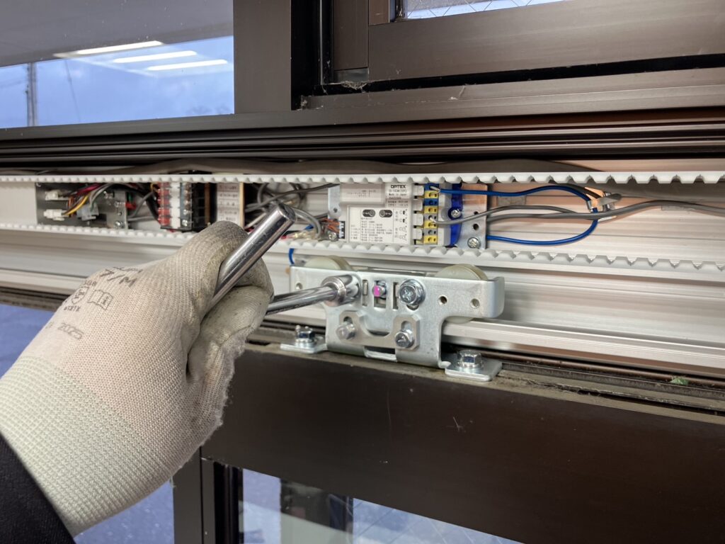 揖斐川町 自動ドア修理