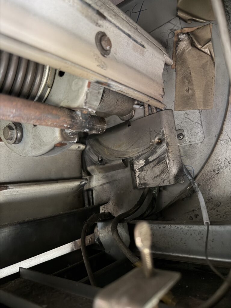 名古屋市　電動シャッター修理