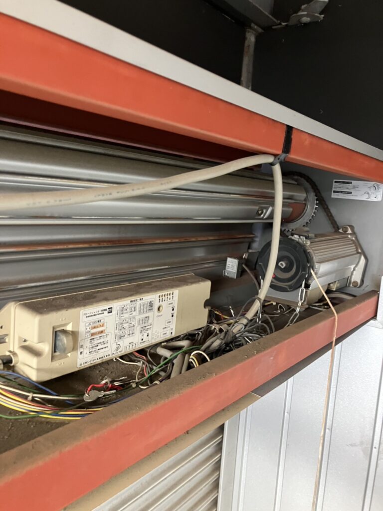 ブロードシャッター修理