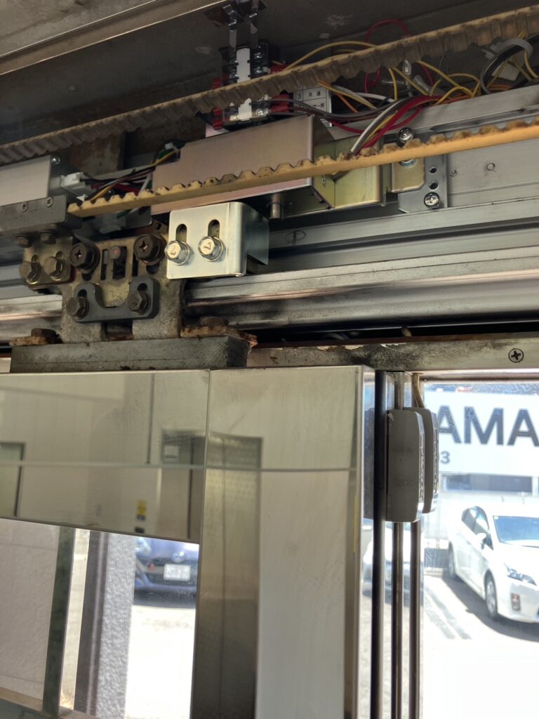 一宮市　自動ドア修理