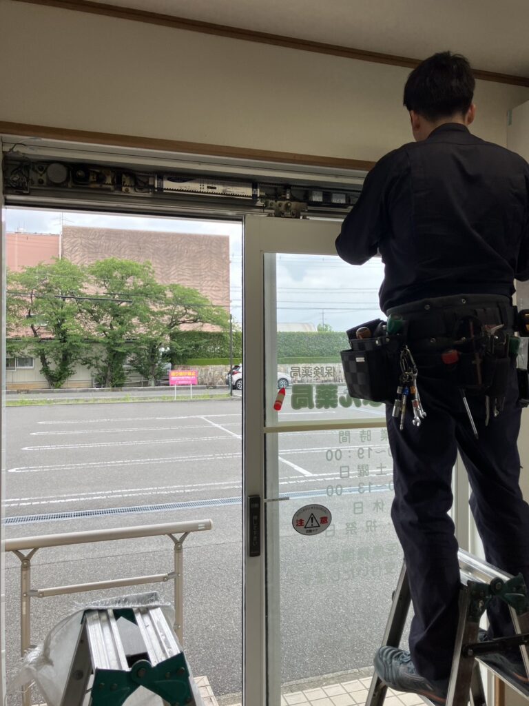 大垣市自動ドア修理