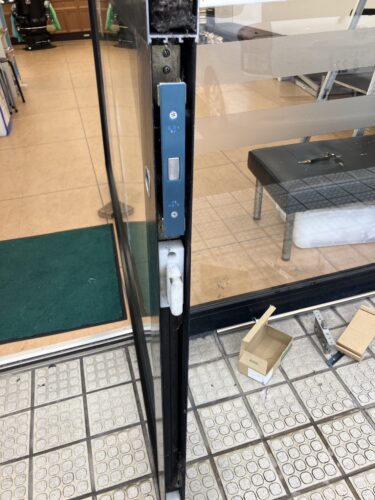 岐阜県　自動ドア修理