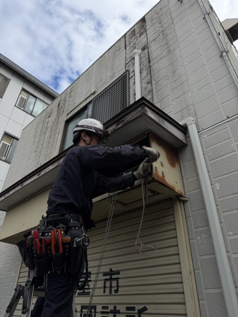 名古屋市　電動シャッター修理